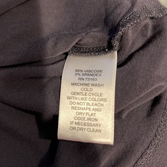 Cupio Top with Bell Sleeves Size Medium - Picture 11 of 11